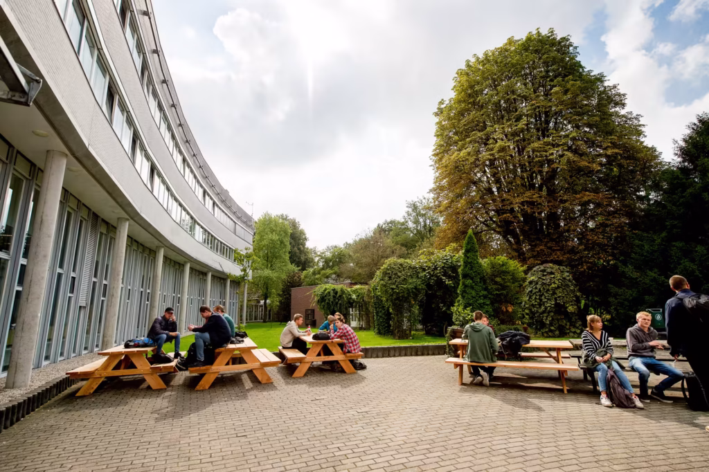 Vacatures Hogeschool Van Hall Larenstein